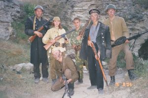 Астраханцы в поисковой экспедиции в Аджимушкайских каменоломнях, г.Керчь, 2005 год